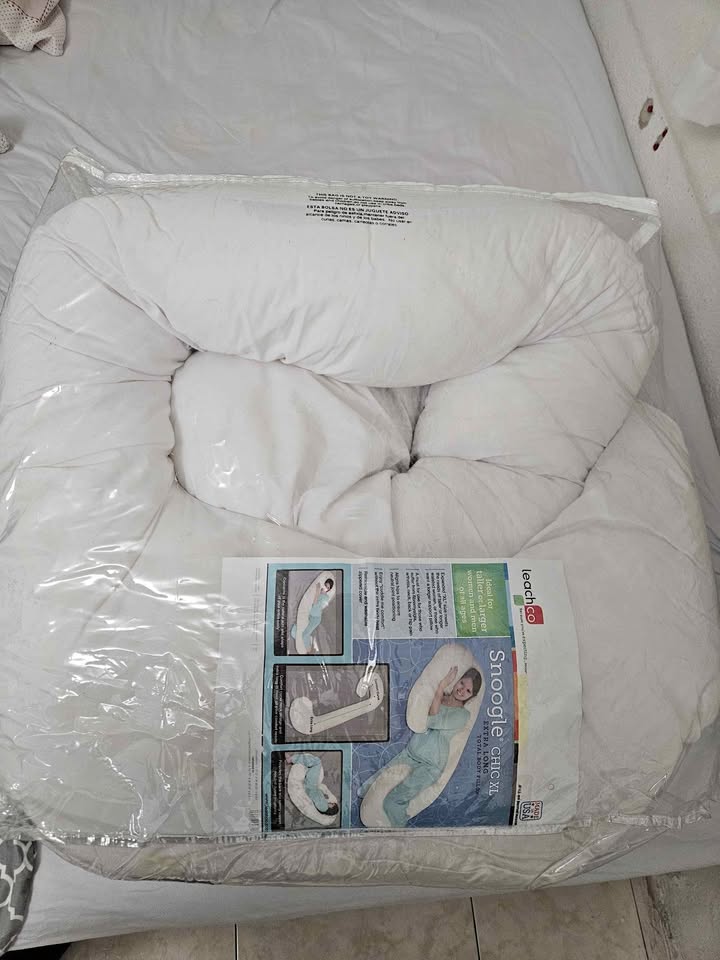 כרית הריון snoogle chic XL — תמונה 1
