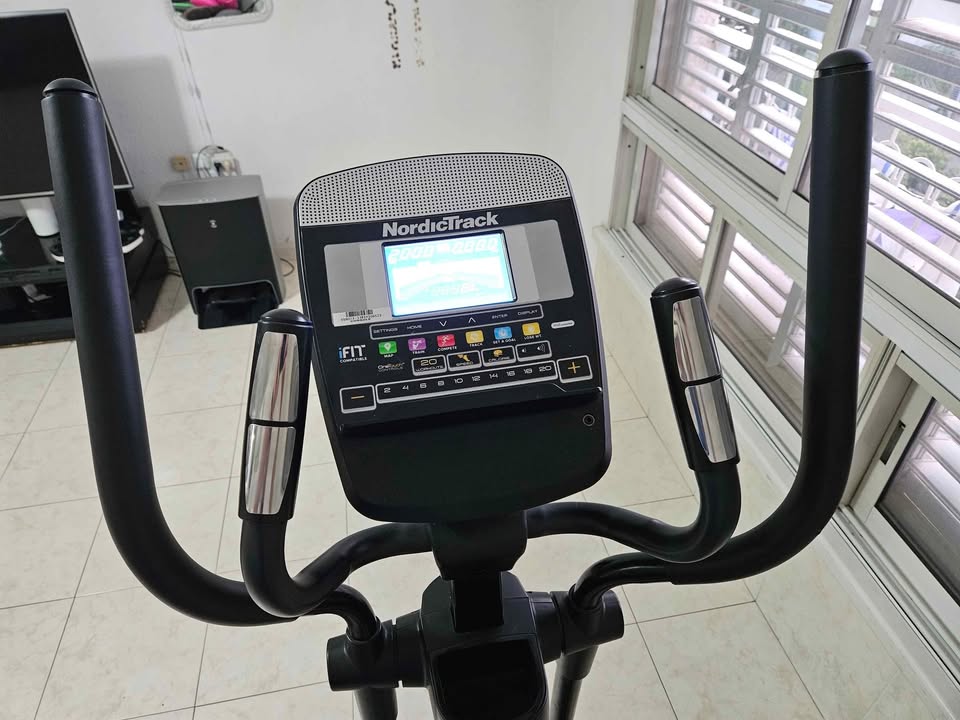 מכונת אליפטיקל NordicTrack E5.0 במצב מעולה — תמונה 3