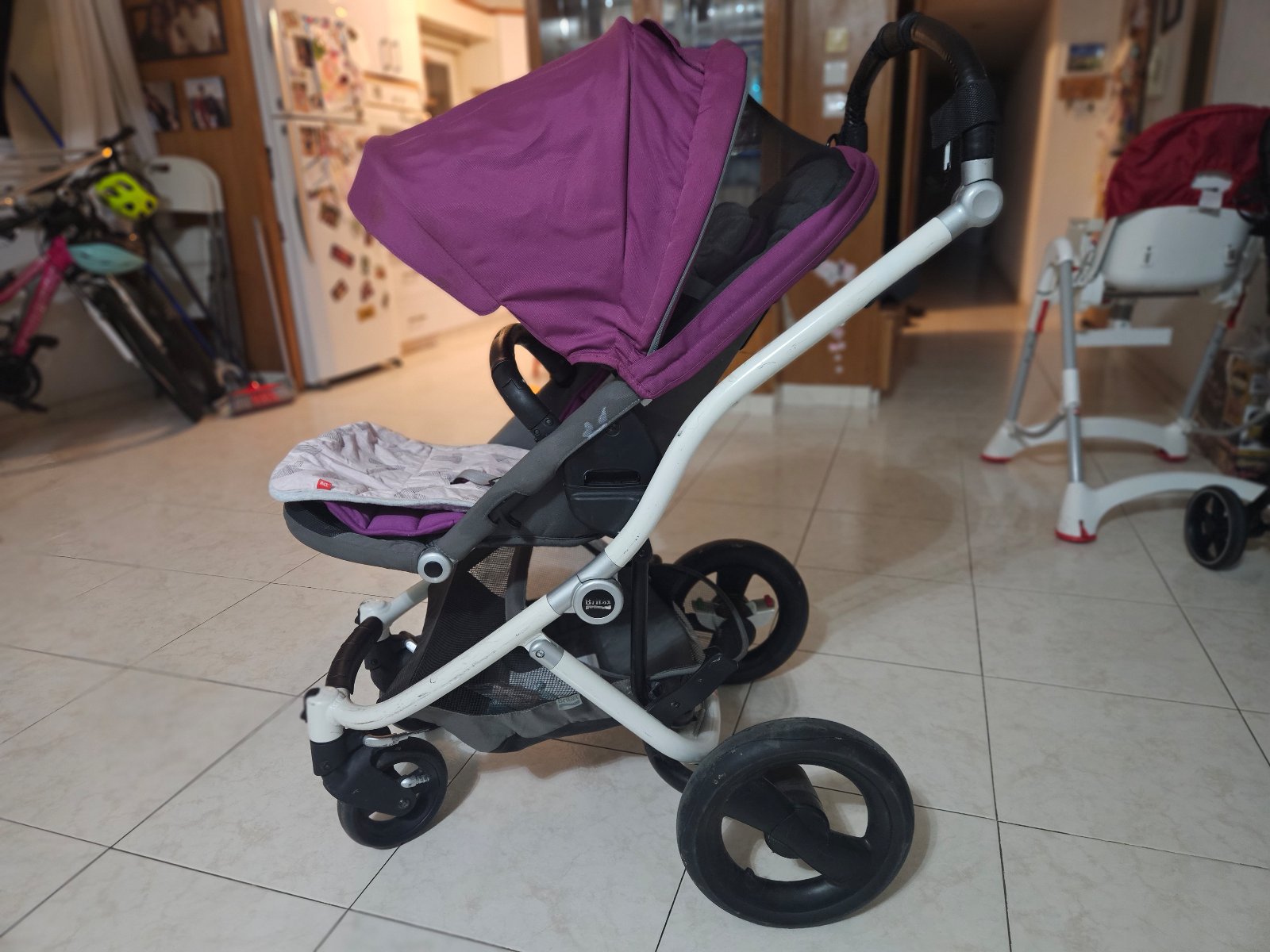 עגלת Britax Affinity — טיולון + אמבטיה — תמונה 1